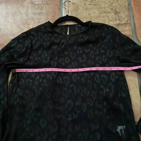 NEW Express Black Sheer Animal Print Blouse w Camisole New With Tags Size XS - Picture 2 of 7